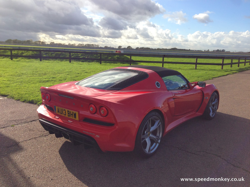 Illustration for article titled Lotus Exige S Roadster - Track Test Review